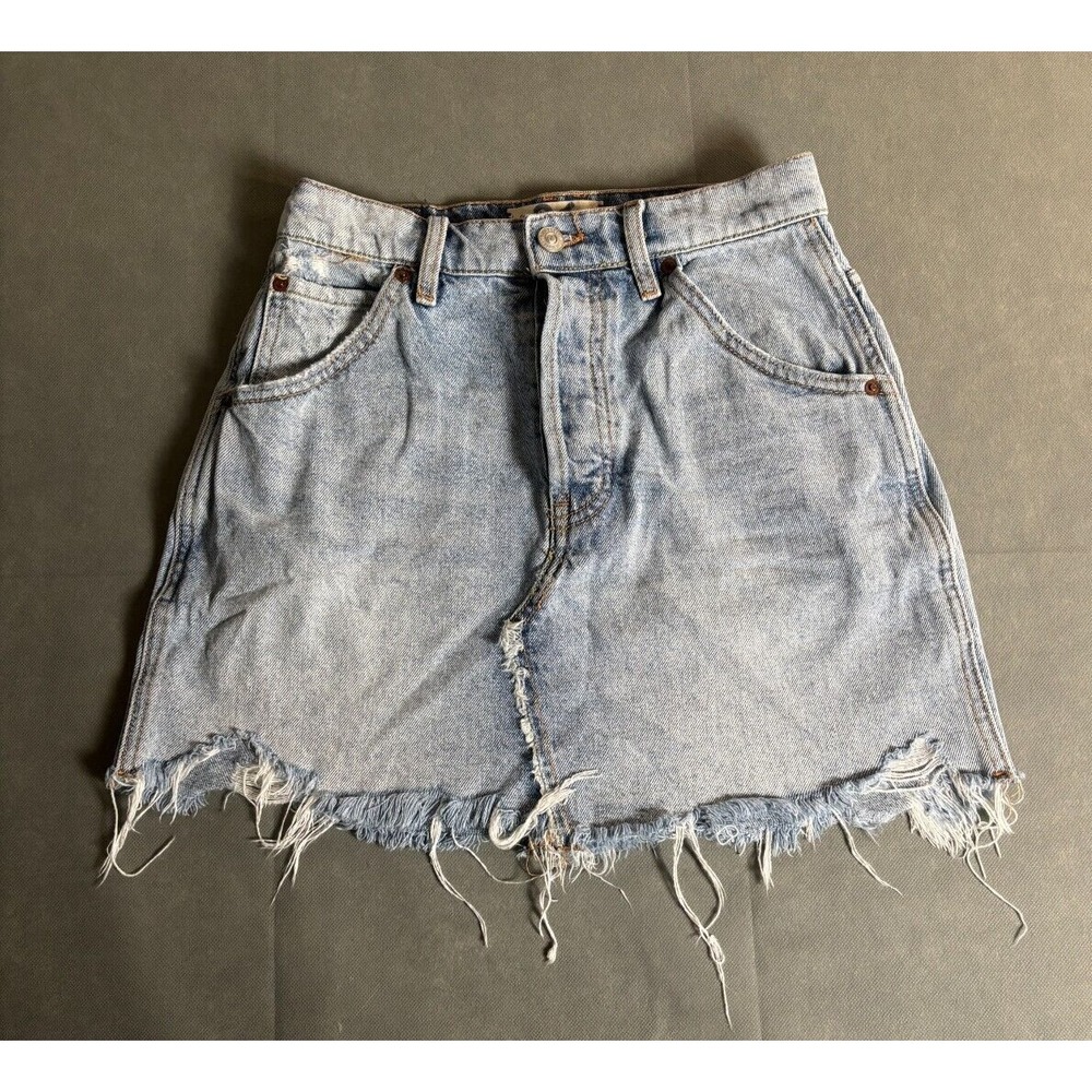 We The Free Cut Off Skirt Women's‎ 26 Blue Medium Light Wash Zip Fly Outdoor